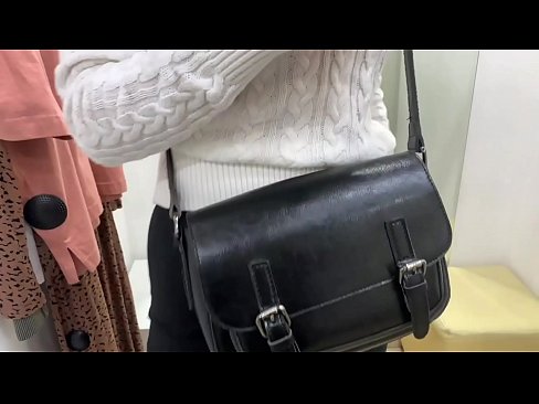 ❤️ Фитинг бөлмөсүндө жаш канчык FeralBerryди дилдо менен коомдук мастурбациялоо ☑ Секс видео ky.amourpassionfever.ru ❌❤